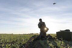 German paratroopers drop into Lithuania German paratroopers drop into Lithuania
