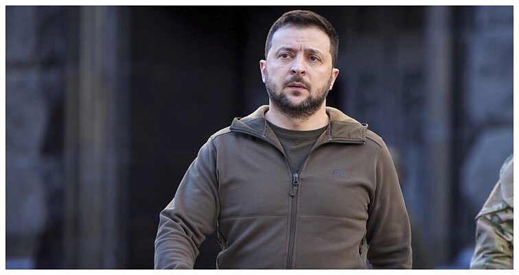 Žinios. Rusijai minint Pergalės dieną, Zelenskis pareiškė, kad priešas kopijuoja nacių filosofiją