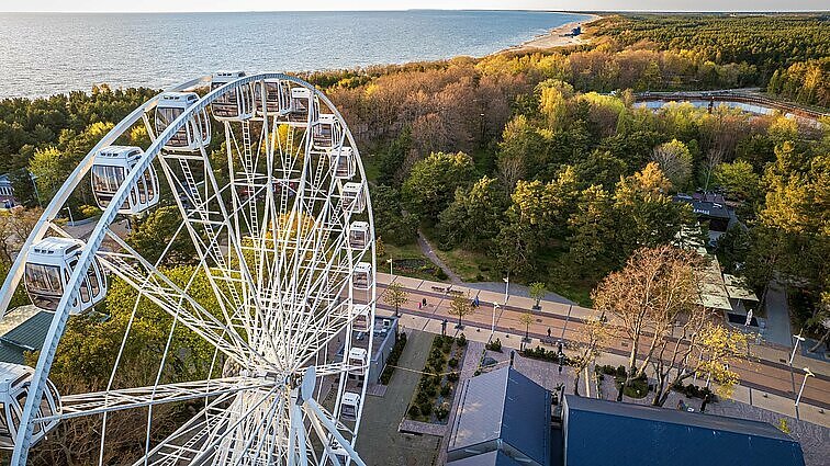 Palanga stengiasi išvengti sezoniškumo ir pasitinka naujovėmis: į apylinkes pažvelgti kvies iš apžvalgos rato
