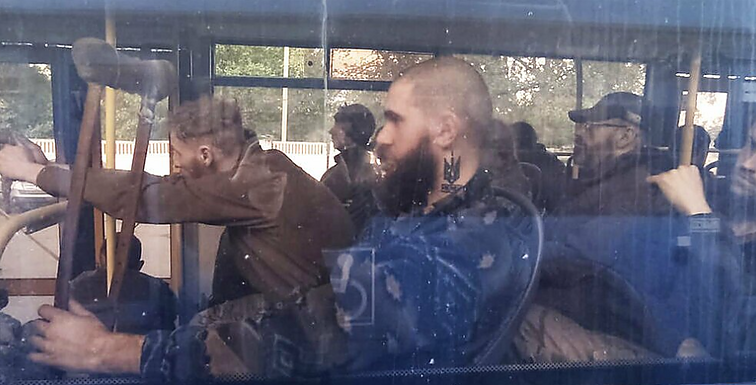 Žinios. „Azovstal“ gynėjų likimas – nežinomas: Ukraina teigia apie mainus, tačiau Kremliuje skamba raginimai nuteisti