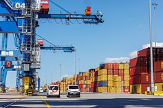 Klaipėdos uostas; konteineriai
