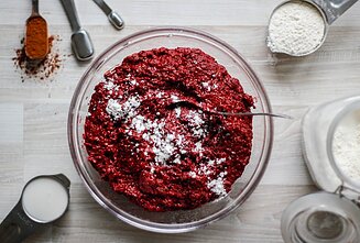 Šokolado ir burokėlių keksiukai