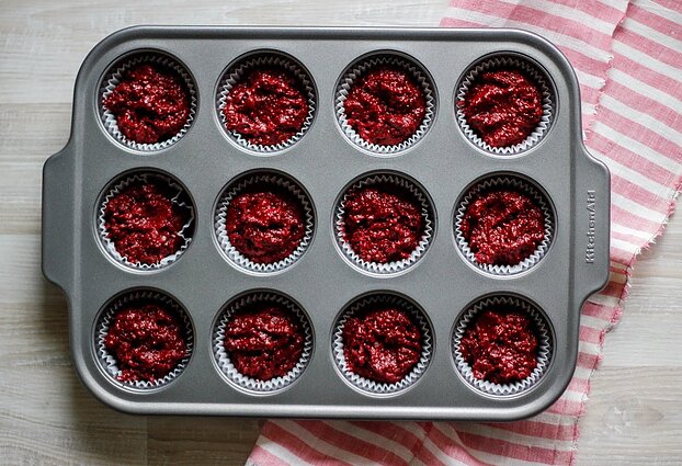 Šokolado ir burokėlių keksiukai