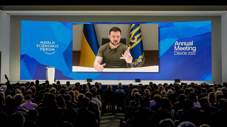 Davose vykstančiame Pasaulio ekonomikos forume pasisakęs Zelenskis: sankcijos prieš Rusiją turi būti maksimalios
