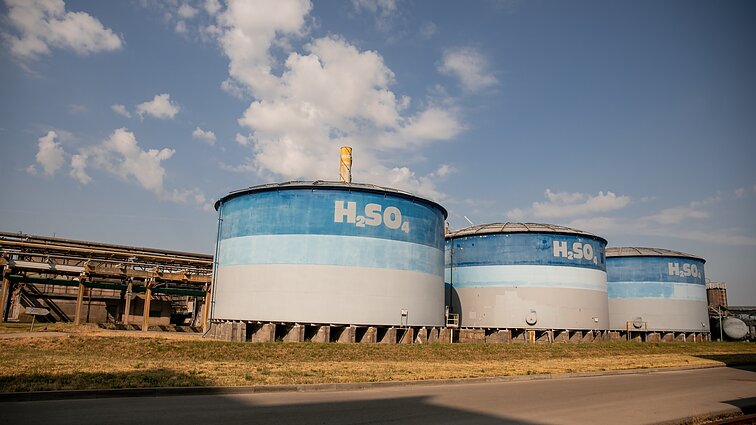 Trąšų gamyklai „Lifosa“ pakeitus administratorių, leista dirbti toliau: darbus pradėti ketina jau birželį