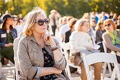 Sostinės Lukiškių aikštėje surengta pirma masinė žuvusių karių ir civilių pagerbimo ceremonija – Lydėtuvės Ukrainos herojams