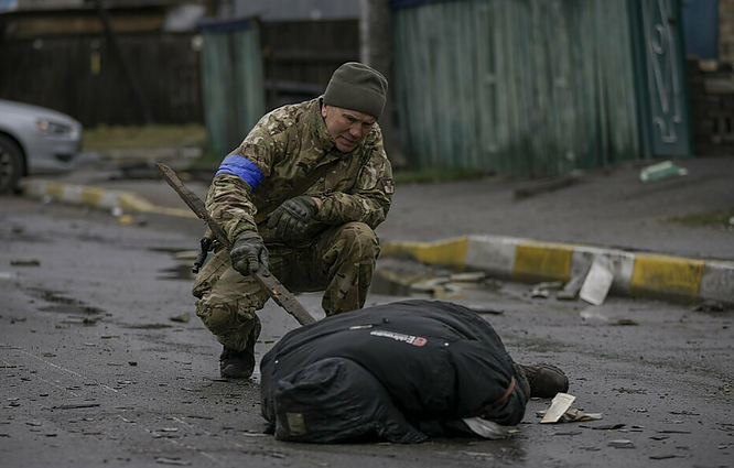 Lietuvių studentės Vakarams skleidžia žinią apie Rusijos žiaurumus Ukrainoje: stengiamės atliepti abejingumo šaknis
