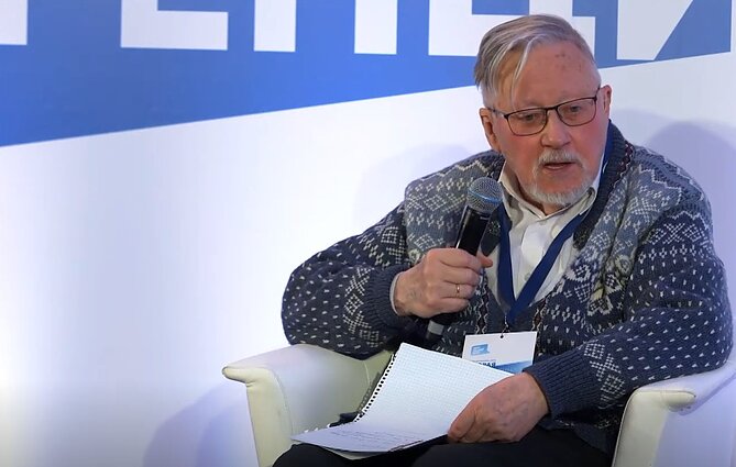 Mūsų rusų gatvė. „Laisvosios Rusijos forumo“ organizuota antikarinė konferencija