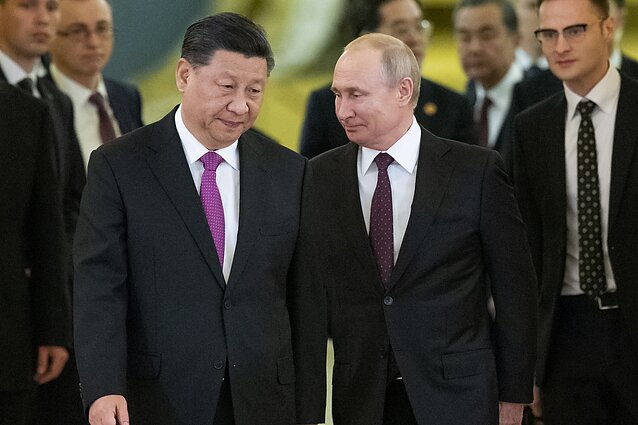 Xi Jinping and Vladimir Putin