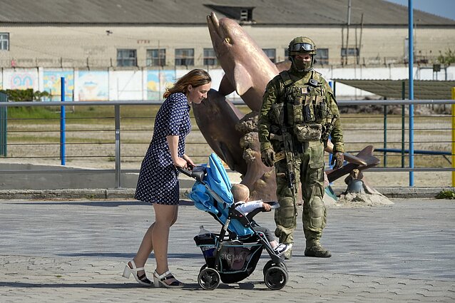 Российские военные в Херсоне