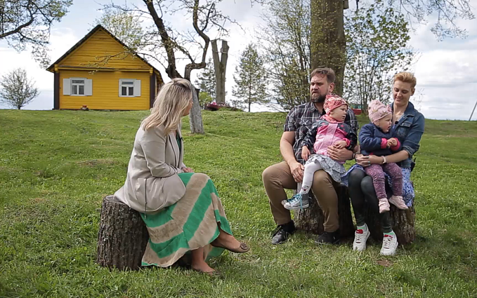 Iš Fabijoniškių mikrorajono į Anykščius persikrausčiusi šeima: sakėme „niekada“, bet viskam pasikeisti užteko vienos vasaros