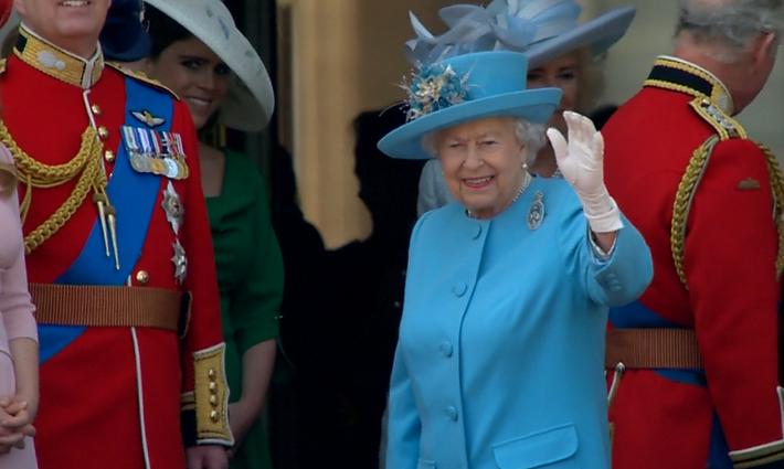 Londone – karalienės platininio jubiliejaus iškilmės: minios žmonių ir pakili nuotaika