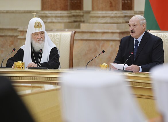 Aliaksandras Lukašenka ir patriarchas Kirilas 2018 metais (asociatyvi nuotr.) Aliaksandras Lukašenka ir patriarchas Kirilas 2018 metais (asociatyvi nuotr.)
