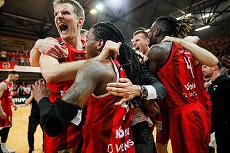 „Ryto“ krepšininkai – LKL čempionai „Ryto“ krepšininkai – LKL čempionai