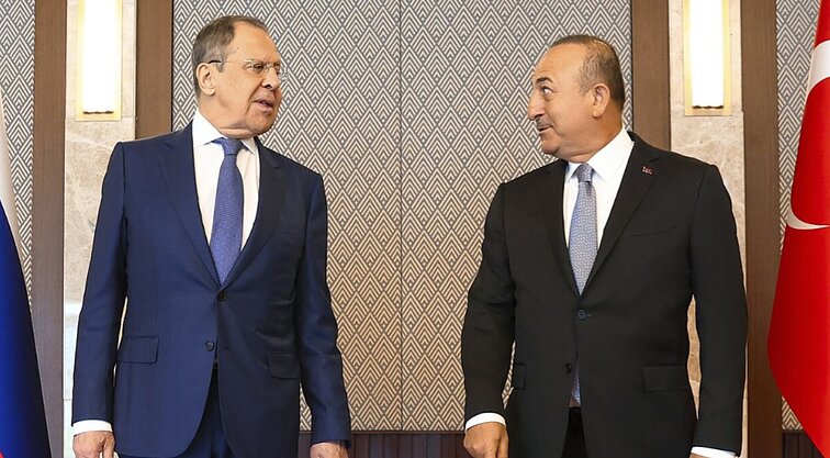 Svarbi valanda. Dėl Ukrainos grūdų tariamasi be pačios Ukrainos: Turkijos teigimu, Rusija „teisėtai“ reikalauja panaikinti sankcijas