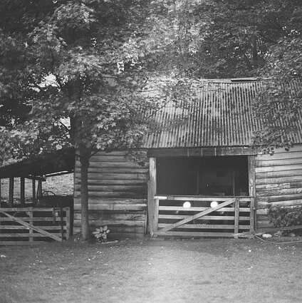 Sutemos. Sunkus, plyšęs dangus