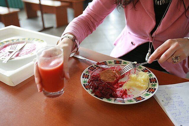 Savivaldybių veiksmai infliacijos akivaizdoje: skirs daugiau lėšų moksleivių maitinimui