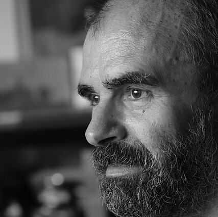 Santara. Laida apie Lietuvos žydus. Lietuvos Žydų bendruomenės patalpose eksponuojama garsaus tapytojo Aleksandro Ganelino darbų paroda