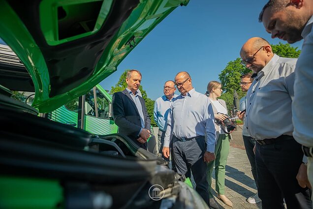 Druskininkuose pristatyti pirmieji elektriniai autobusai