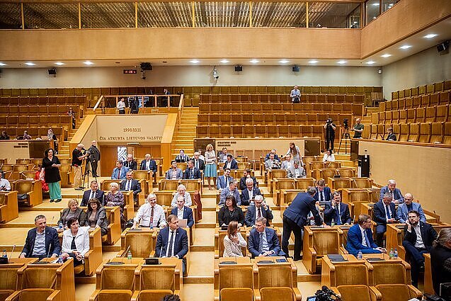 Dienos tema. Nesutarimai tarp valdančiųjų ir opozicijos: Čmilytės-Nielsen buriama Dialogo grupė tenkina abi puses