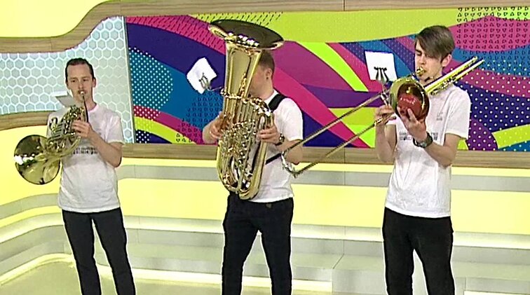 Traukiniuose tarp Europos miestų – Lietuviško pučiamųjų instrumentų kvinteto muzika gyvai