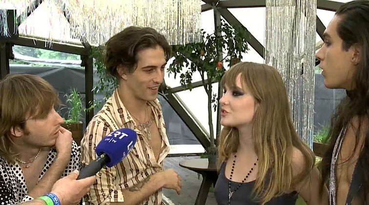 Išskirtinis Vilnių drebinusios roko grupės „Maneskin“ interviu: apie Lietuvos publiką, blogiausią koncertą ir mėgstamiausias fanų dovanas