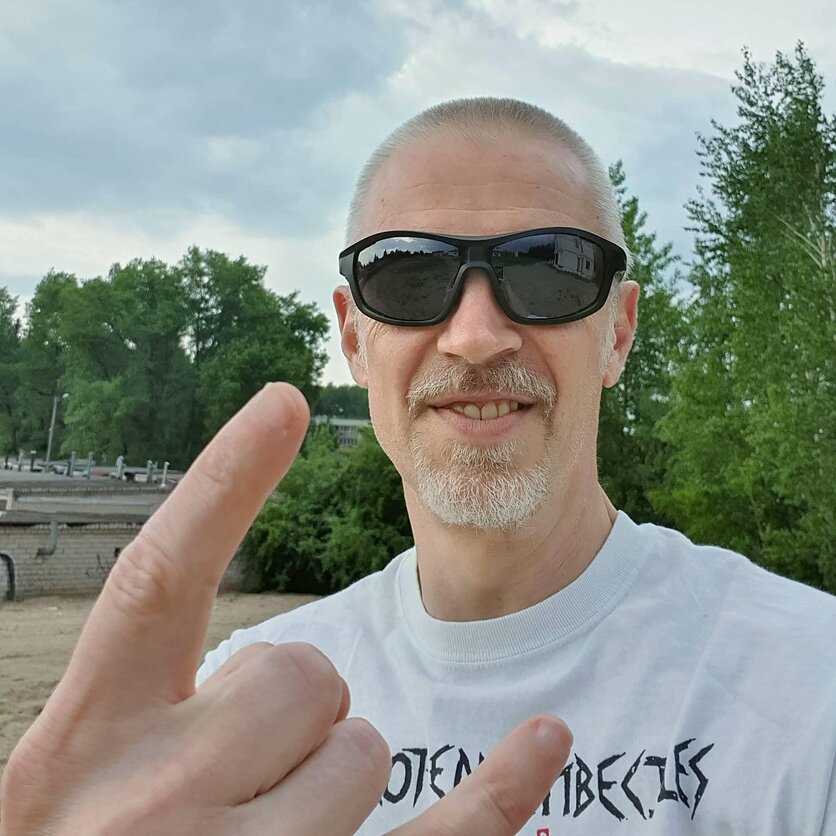 Rajonas. Karoliniškės ir čia gyvavusi metalistų kultūra su fotografu ir vertėju Mindaugu Lapinsku