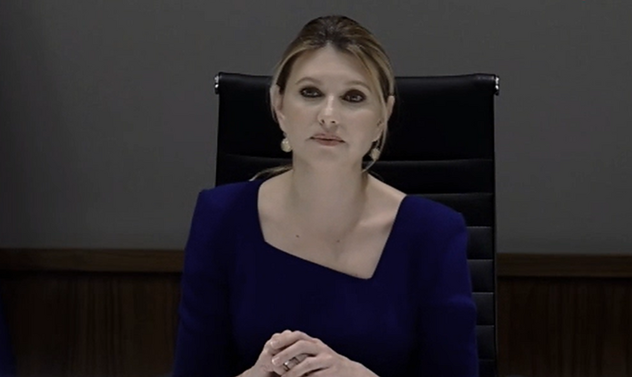 Ukrainos pirmoji ponia Zelenska: sunkiausiai bendrauti su moterimis, kurios prarado savo vaikus