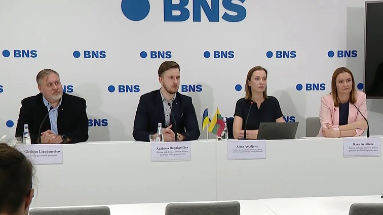 Spaudos konferencija „Ar tikrai norime ilginti eiles pacientams, o šeimos gydytojus paversti raštininkais ar robotais-automatais?“