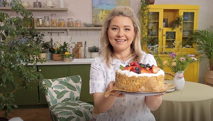 Beatos virtuvė. Joninių belaukiant: gilias šaknis turinčios tradicijos, ugnies ritualai ir šventiniai receptai