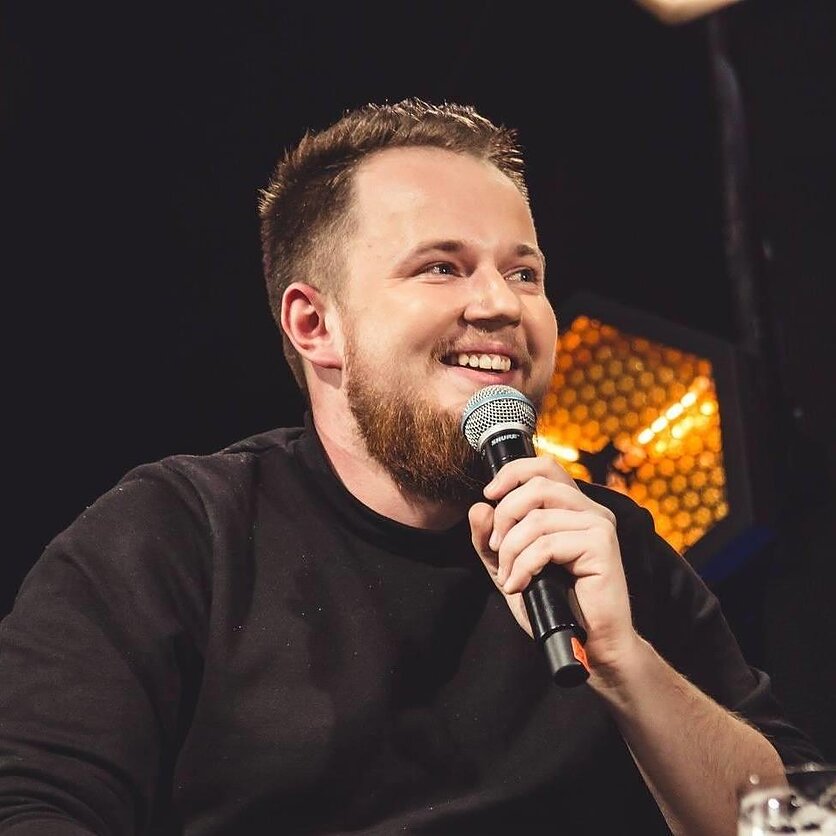 Asm. archyvas, Švelnūs tardymai. Humoristas Mantas Bartuševičius: avarijų vaizdo įrašai – tai viskas, kas gero likę iš Rusijos
