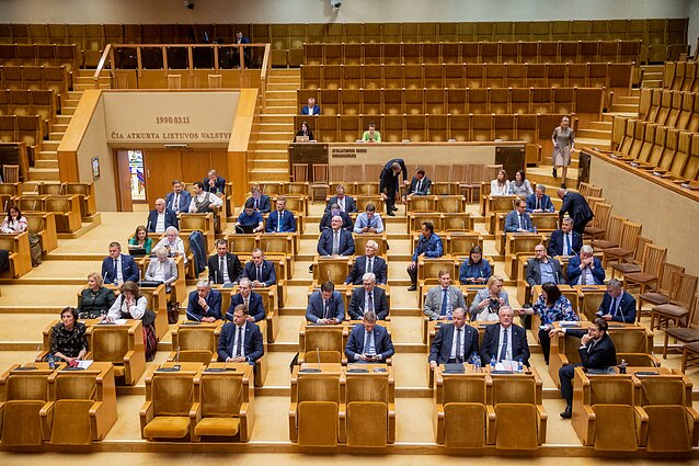 Įvertino besitęsiantį konfliktą: opozicija šantažo pavidalu neprivers valdančiųjų priimti sprendimų