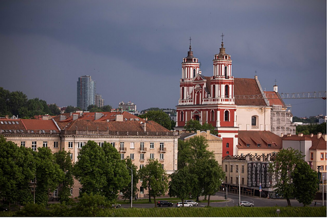 Orų prognozės. Krituliai iš Lietuvos trauksis ir pamažu sugrįš šiluma