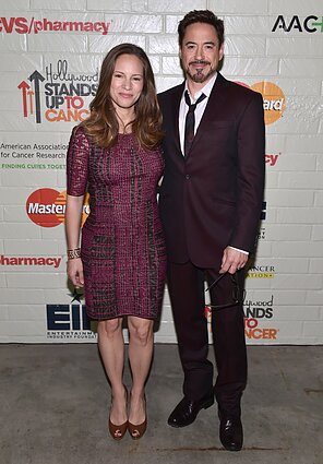 Robertas Downey jaunesnysis su žmona Susan Downey