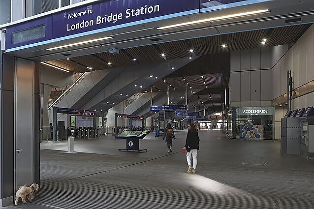 JK prasidėjęs didžiausias geležinkelių darbuotojų streikas paveikė milijonus gyventojų