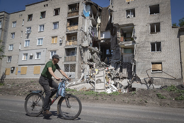 Žinios. Ukrainos prezidentas ragina vakarų šalis pradėti svarstyti septintąjį sankcijų paketą Rusijai