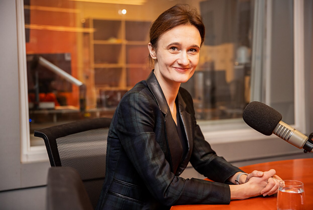 Čmilytė-Nielsen: opozicijos politikai, kurie dabar mėgina kelti paniką, yra išnaudojami Rusijos propagandos Čmilytė-Nielsen: opozicijos politikai, kurie dabar mėgina kelti paniką, yra išnaudojami Rusijos propagandos
