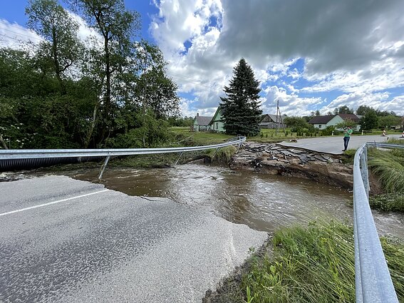 Išplautas kelias Kaišiadorių apylinkėse Išplautas kelias Kaišiadorių apylinkėse