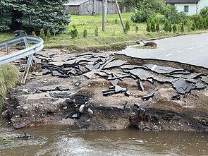 Išplautas kelias Kaišiadorių apylinkėse Išplautas kelias Kaišiadorių apylinkėse