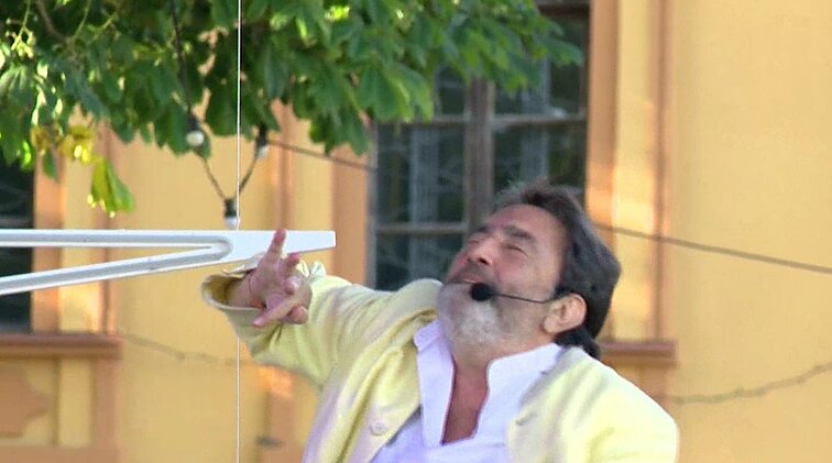 Renginys Jono Meko metams paminėti: Kaune pasirodymą surengė menininko bičiuliai