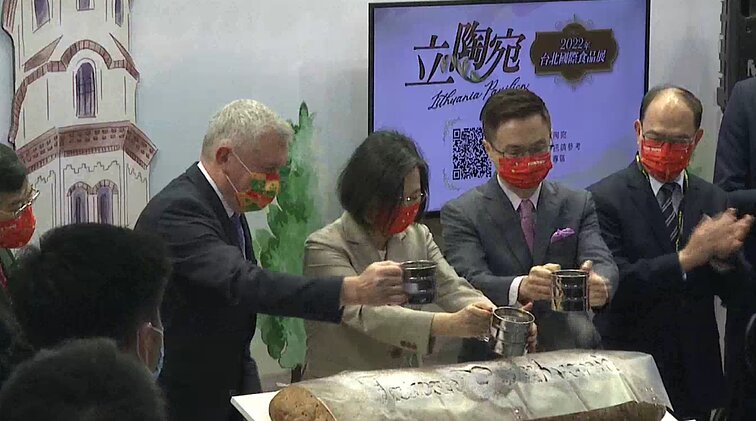 Lietuviškas maistas – Taivaniečių mėgstamas delikatesas: Lietuvos paviljonas Taipėjuje sulaukė daug vietinių dėmesio