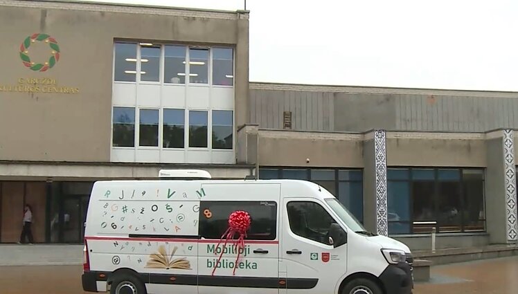 Atokiausiose gyvenvietėse – biblioteka ant ratų: skaitytojų lauks kartą per savaitę