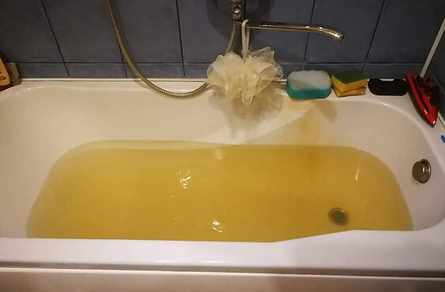 Žinios. Kvietinių kaimo gyventojai skundžiasi nešvariu vandeniu