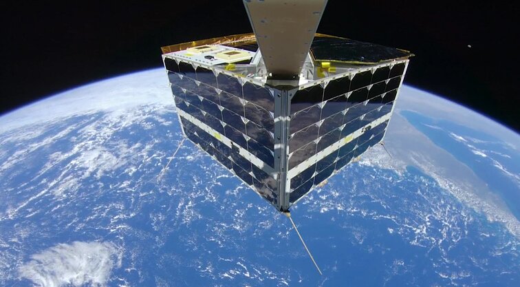 Lietuvių palydovo asmenukė: pirmoji pasaulyje didelės raiškos nuotrauka