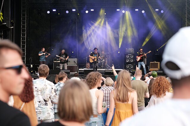 Domanto Razausko ir grupės „VOS VOS“ pasirodymas