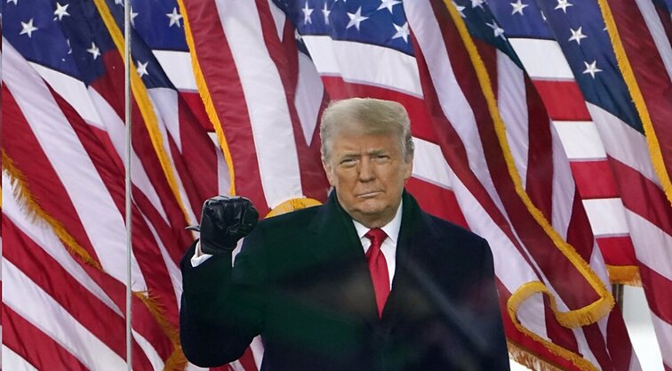 Kongreso liudijimai – grėsmė Trumpui