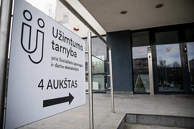 Užimtumo tarnyboje registruota daugiau kaip 6 tūkst. ukrainiečių: specialistai pataria, kaip greičiau susirasti darbą