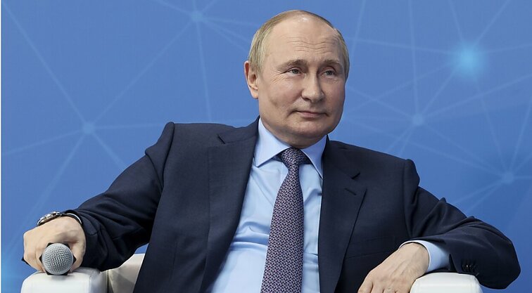 Žinios. Putinas pasirašė dekretą, kuriuo ukrainiečiams palengvinamas Rusijos pilietybės gavimas