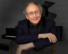 Jeanas Marcas Luisada