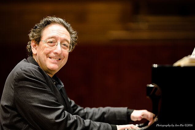 Jeanas Marcas Luisada